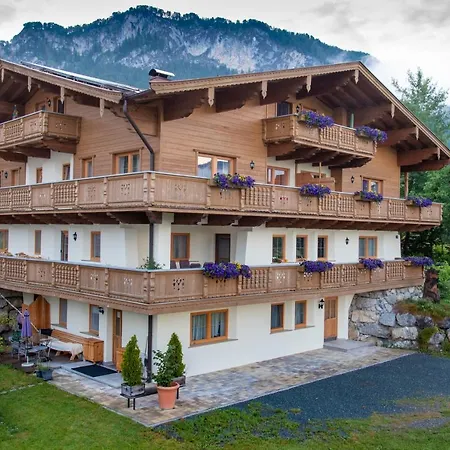 Hinterkaiser Apartmán *